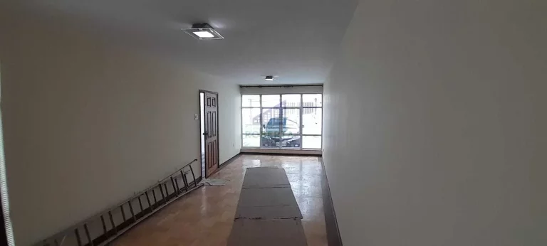 Imagem CASA À VENDA COM 3 DORMITÓRIOS EM INDIANÓPOLIS