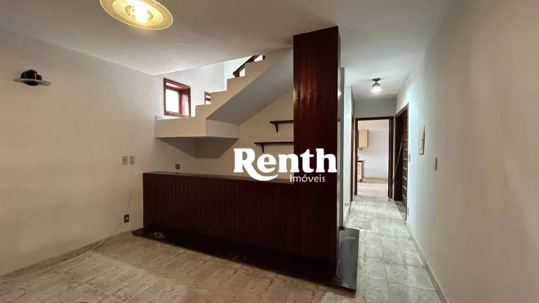 Imagem Casa Comercial e Residencial para alugar, 292 m² por R$ 4.734/mês - Vila Santo Antônio - Rio Claro/SP