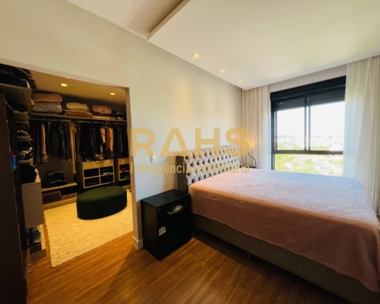 Imagem Excelente cobertura plana com terraço com hidro e linda vista livre, localizada no bairro Santo Ant...