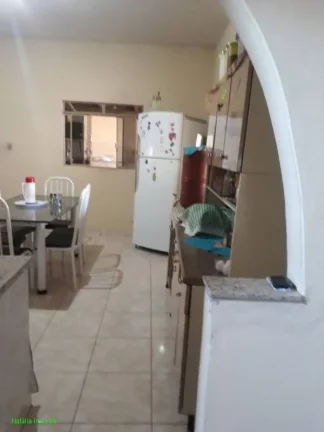Imagem *OPORTUNIDADE DE NEGÓCIO!!!

*CASA CONSTITUÍDA POR 2 QUARTOS, SALA, COZINHA, BANHEIRO, ÁREA DE SE...