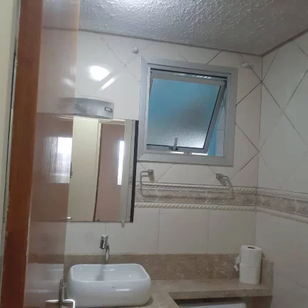 Imagem Apartamento com 2 dormitórios para alugar, 65 m² por R$ 1.200/mês - Vila Luzita - Santo André/SP