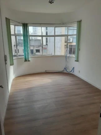 Imagem Conjunto comercial no centro - República