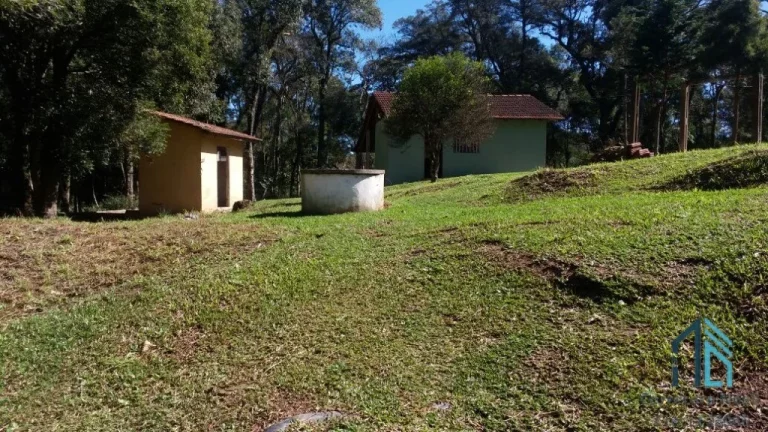 Imagem Chácara ótima localização a venda 02 casas, piscina, açude, salão de festas, em Mandirituba PR