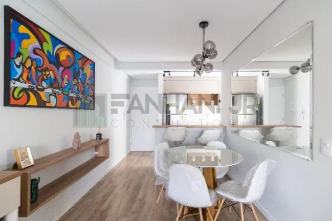 Imagem O Residencial Means do Campo oferece apartamentos de 58m² com 2 dormitórios, sendo 1 suíte, sala para 2 ambientes com varanda, cozinha ampla, 2 wc, ár