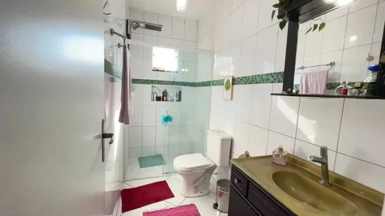 Imagem Sobrado com 2 dormitórios e 1 vaga de garagem com terraço e churrasqueira em Balneário Camboriú