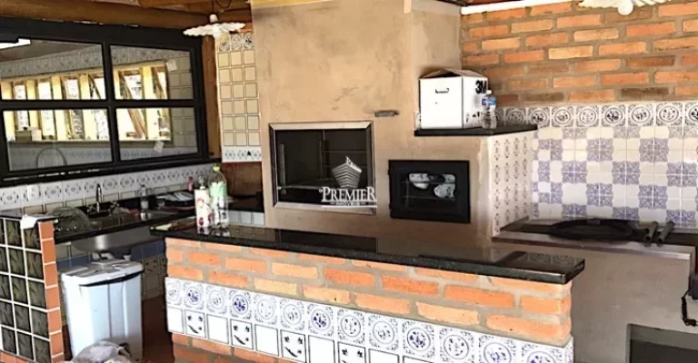 Imagem BÉLISSIMA CHÁCARA A VENDA COM ACABAMENTO RÚSTICO NO MEDEIROS DE ITUPEVA