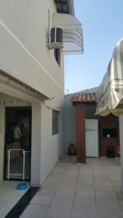 Imagem Sobrado para Venda por R$1.050.000,00 com 300m², 5 dormitórios, 1 suite e 3 vagas - Jardim helena , São paulo / SP - Cód. 12704
