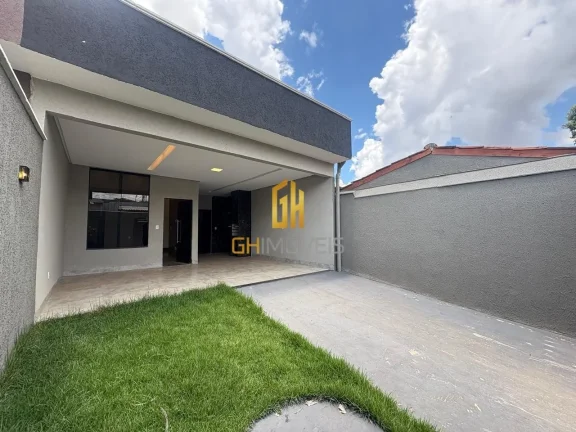 Imagem Casa com 3 quartos no American Park, em terreno com 180m² com 126m² de área construída possui:

...