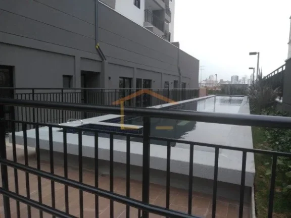 Imagem Apartamento com 41m², dispõe de 1 dormitório, 1 banheiro, sala, cozinha, armários na cozinha e d...