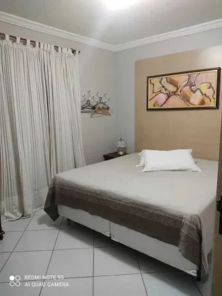 Imagem Apartamento com 2 dormitórios sendo 1 suíte e 1 vaga de garagem em Itapema/SC