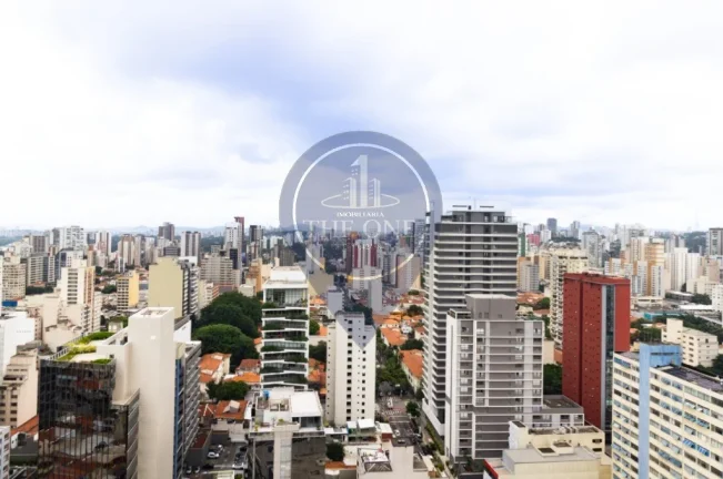Imagem Studio à venda em Pinheiros, São Paulo-SP: 1 quarto, 2 salas, 1 banheiro, 1 vaga de garagem! Venha conferir!