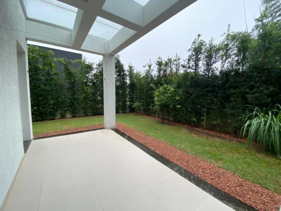 Imagem Casa em Condominio 5 Dormitórios - Bairro Atlantida
