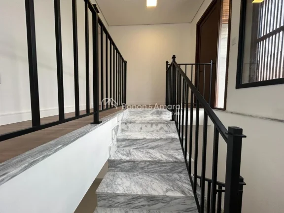 Imagem Moderna, recém-construída e com um projeto pensado para oferecer conforto e integração, essa cas...