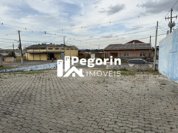 Imagem Galpão à venda em São José dos Pinhais, Guatupê, 270,00m²