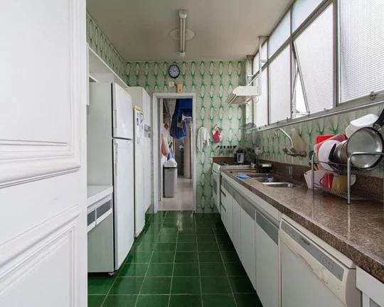 Imagem Higienópolis apartamento a venda com, 4 dormts (2 suítes) e 2 vagas, 323m²