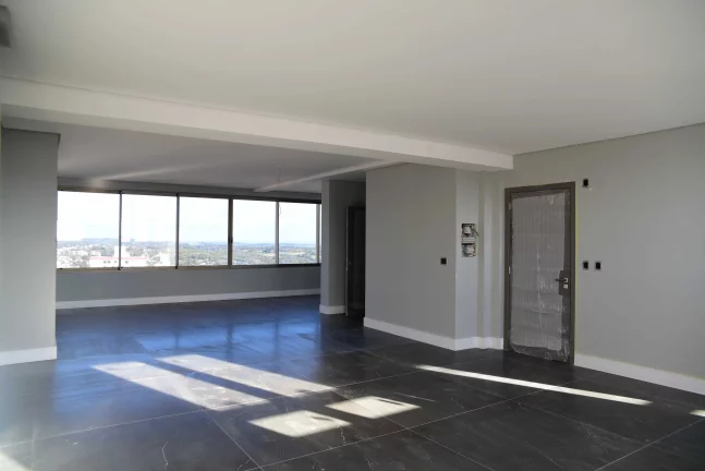 Imagem Apartamento alto padrão com 4 suítes e 2 vagas de garagem em Passo Fundo/RS