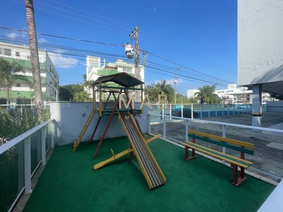 Imagem Cobertura de luxo à venda em Florianópolis - Ingleses: 3 quartos sendo 2 suítes, 2 salas, 3 banheiros, 2 vagas, 180m². Venha conferir!