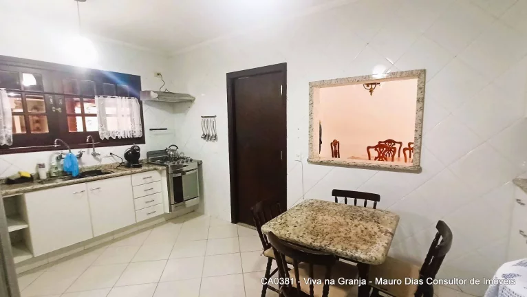 Imagem Casa com 4 dorm à venda, 418 m² por R$1.375.000 - Granja Viana - Cotia/SP