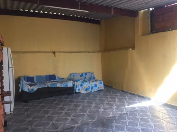Imagem Casa para Venda em Itanhaém, Nova Itanhaem, 2 dormitórios, 1 suíte, 1 banheiro, 2 vagas
