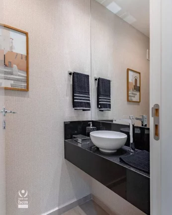 Imagem Apartamento de 95 m² com 3 quartos (1 suíte), lavabo, ampla sacada c/ churrasqueira, 2 vagas de garagem á venda por R$ 1.360.069,00 - Batel