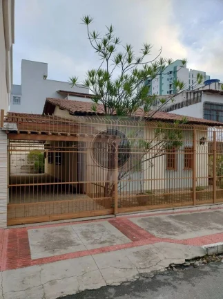Casa em Itapuã - Vila Velha