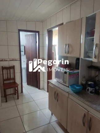 Imagem Sobrado à venda em Colombo, Roça Grande, com 7 quartos, 220m²