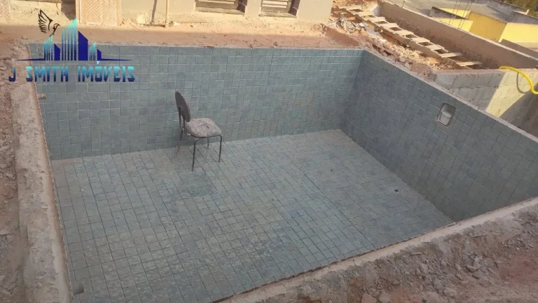 Imagem CASA NOVA, 3 SUÍTES, ÁREA GOURMET, PISCINA, RESIDENCIAL SANTA PAULA.