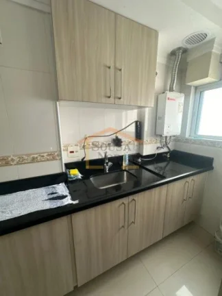 Imagem Apartamento originalmente com 4 dormitórios, estando com 3 dormitórios, sendo 1 suíte, rico em ar...