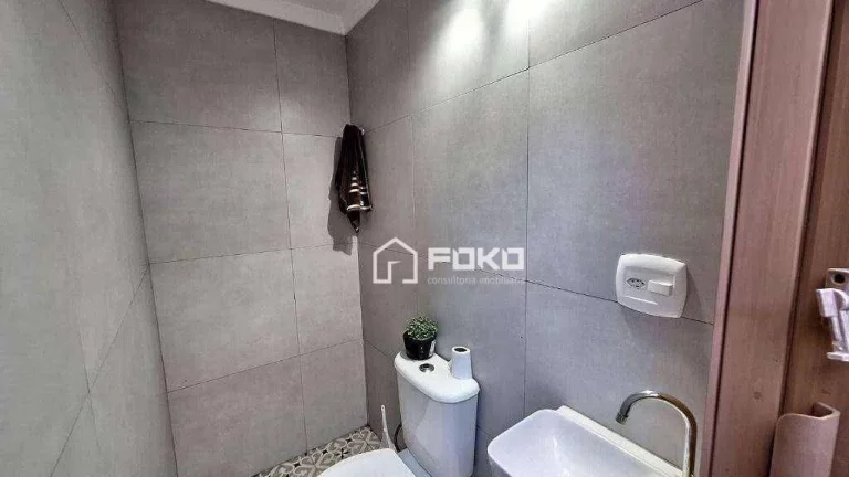 Imagem Sobrado com 3 dormitórios, 200 m² - venda por R$ 820.000,00 ou aluguel por R$ 4.200,00/mês - Jardim Santa Mena - Guarulhos/SP