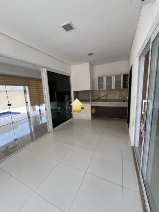 Imagem Sobrado 3 suítes condomínio Belvedere 1