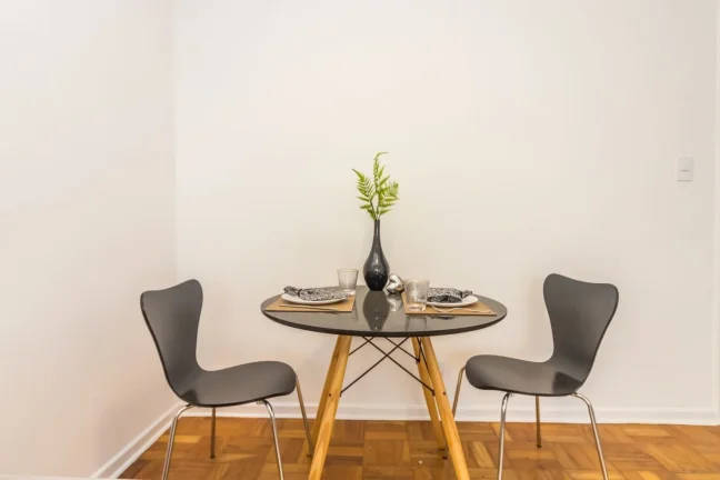 Imagem Apartamento 38M² Reformado, 1Q, 1 Banheiro, 2 Vagas, Playground.