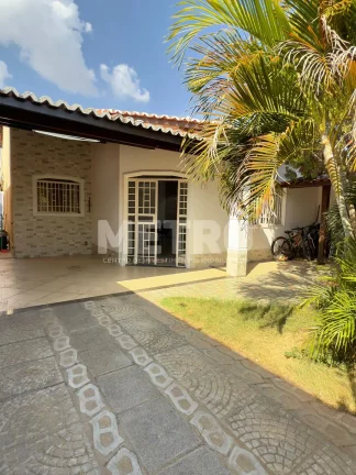 Imagem Casa com 3 quartos, sendo 2 suítes para locação, Vila Eduardo, PETROLINA - PE