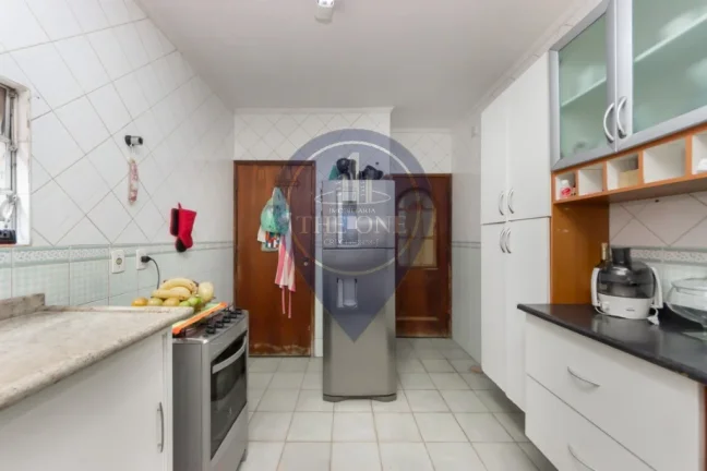 Imagem Casa à venda em São Paulo-SP, bairro Jardim Pinheiros: 3 quartos, 1 suíte, 2 salas, 3 banheiros, 2 vagas, 124m². Confira!
