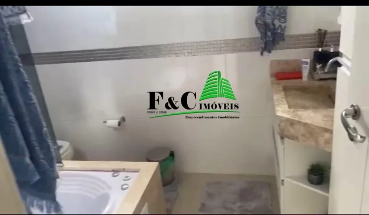 Imagem Sobrado para Venda em Avaré, Centro, 2 dormitórios, 2 suítes, 3 banheiros, 3 vagas