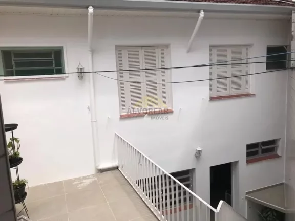 Imagem Sobrado Espaçoso à Venda na Vila Gumercindo
