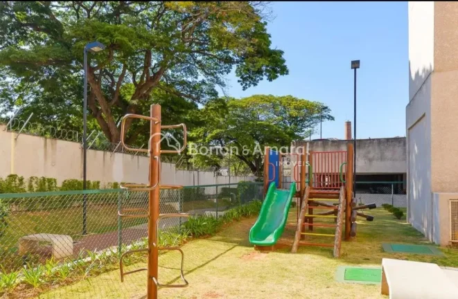 Imagem Apartamento à venda com 3 dormitórios (sendo 1 suíte), 68 m², rico em armários e totalmente ref...