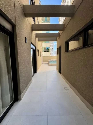 Imagem Apartamento com 4 suítes e 3 vagas de garagem na Praia Brava - Itajaí