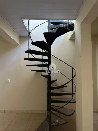 Imagem Casa com 3 dormitórios à venda, 84 m² por R$ 320.000,00 - Alto do Trindade - Itumbiara/GO
