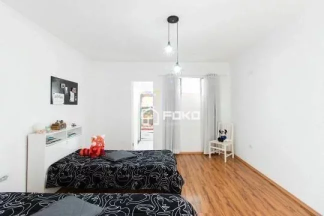 Imagem Sobrado Comercial com 3 Quartos para alugar, 220m² - Vila Galvão