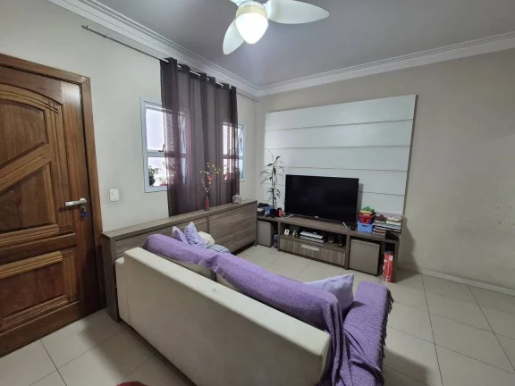 Imagem Sobrado em Villagio à Venda – 02 suítes e 02 vagas amplas - excelente local