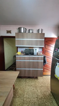 Imagem Sobrado com 166 metros quadrados, 3 dormitórios sendo 1 suíte e todos os dormitórios com armário...