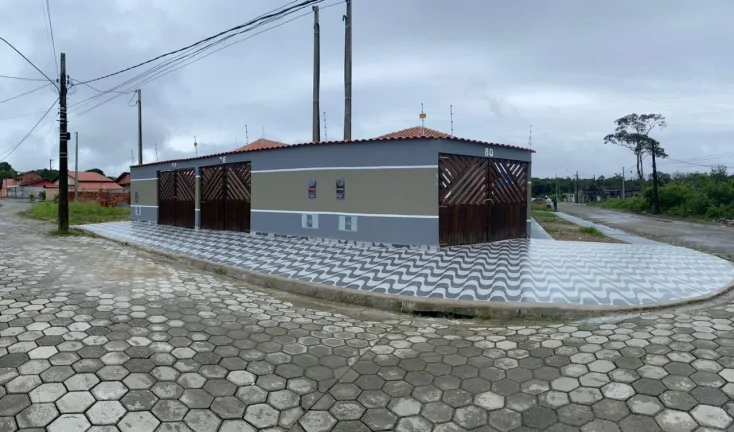 Imagem Casa para Venda em Mongaguá, Jardim das Palmeiras, 2 dormitórios, 1 suíte, 1 banheiro, 2 vagas