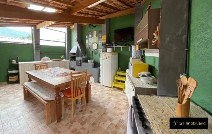 Imagem Casa à Venda em Atibaia Jd Maristela - 250m² por R$900.000,00