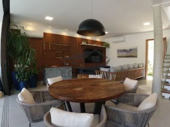 Imagem Casa em Juquehy á 80 metros do mar
