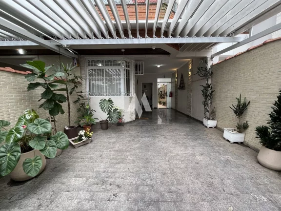 Imagem Casa á venda na Ponta da Praia em Santos