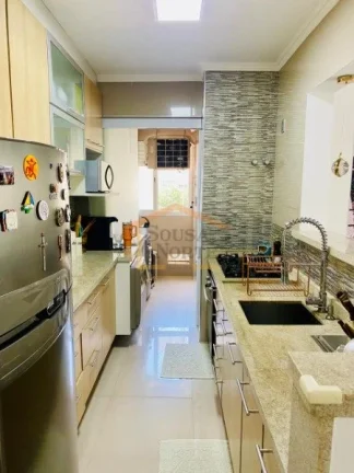 Imagem Apartamento com 3 dormitórios, sendo 1 suíte, 2 banheiros, ar-condicionado, recém-reformado, com ...