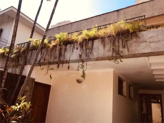 Imagem Casa à venda com 4 quartos, sendo 2 suítes, em Butantã, São Paulo - SP