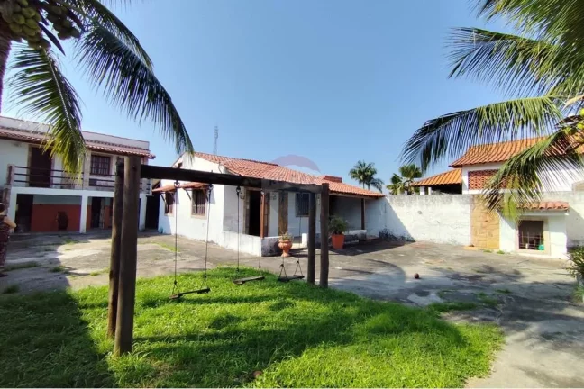 Imagem Ótima casa com 600m2 de terreno, Piscina, três quartos, sendo duas suítes no Jardim Atlântico Oeste, Itaipuaçu, Maricá