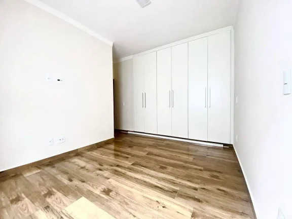 Imagem CASA NO CONDOMÍNIO PORTAL DA SERRA