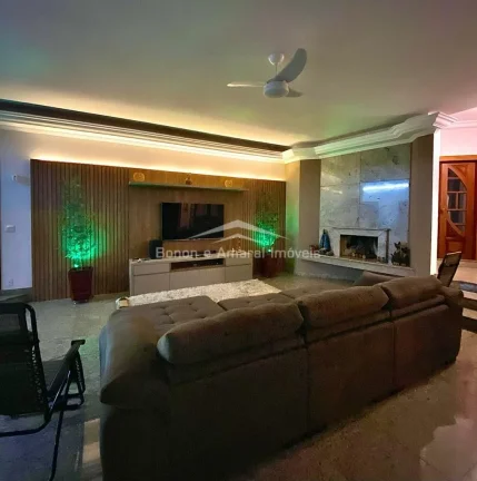 Imagem Casa para venda no Parque Taquaral em Campinas S.P.

Belíssima casa térrea com área construída d...
